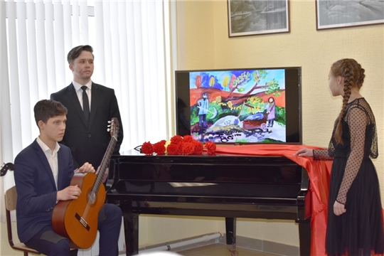 В Детской школе искусств состоялось открытие АРТ-холла «Сурский рубеж: незабытый подвиг»