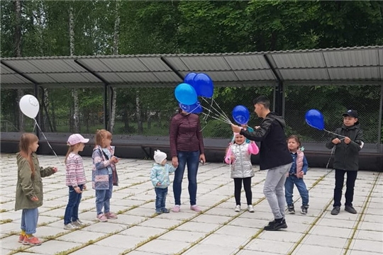 Праздничная музыкально-игровая программа в городском парке в Международный день защиты детей