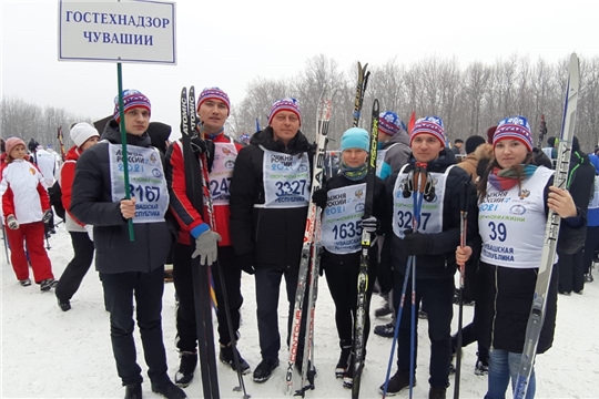 Сотрудники Гостехнадзора Чувашии приняли участие во Всероссийской массовой лыжной гонке "Лыжня России - 2021"
