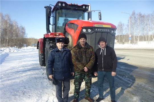 Продолжается обновление парка техники в Шемуршинском районе