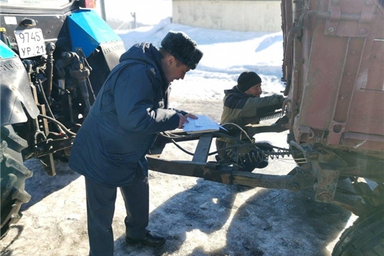 В Комсомольском районе начались технические осмотры техники