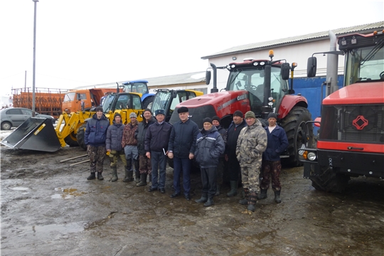 В Красноармейском районе начался технический  осмотр тракторов