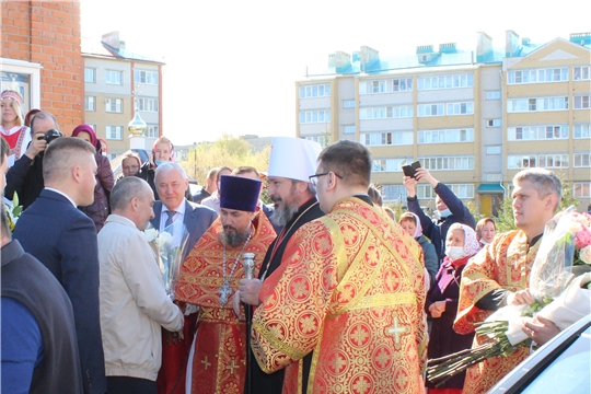 Утренняя служба с Митрополи́том Савва́тием — архиереем Русской православной церкви, митрополитом Чебоксарским и Чувашским