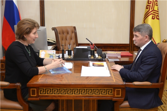 Олег Николаев встретился с председателем Контрольно-счетной палаты Чувашской Республики Светланой Аристовой