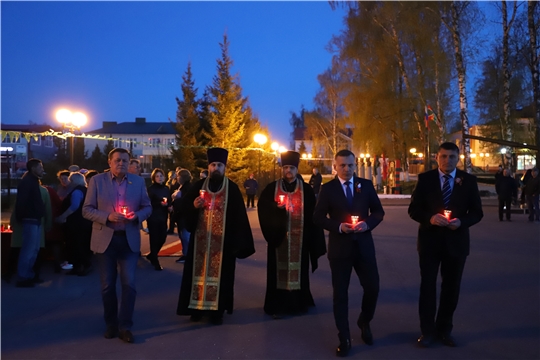 Пусть не гаснет памяти свеча!