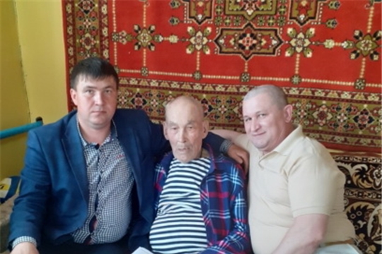 90-летний юбилей отметил житель села Новочелны-Сюрбеево ветеран тыла Витальев Николай Петрович