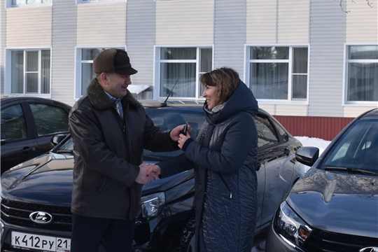 Главам сельских поселений выделили новые автомобили