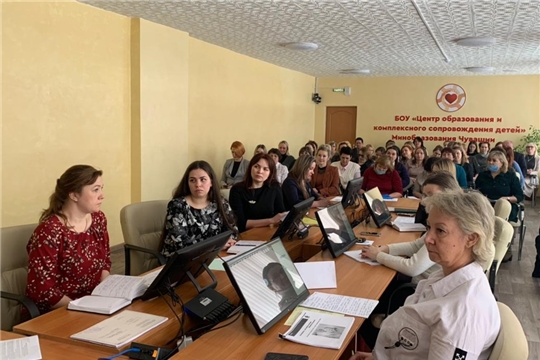 В Чувашии прошло совещание, посвященное сопровождению замещающих семей