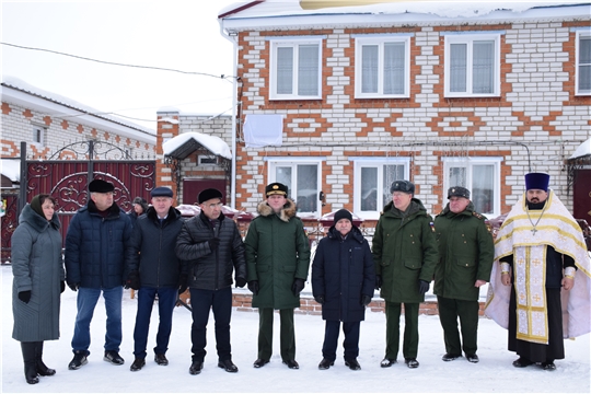 В деревне Березовка Красночетайского района торжественно открыли улицу и мемориальную доску в честь полковника Сергея Селивестрова