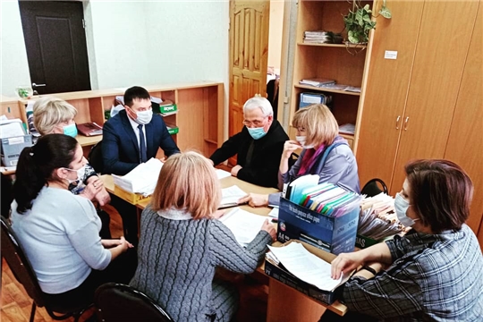 В Ленинском районе состоялось очередное заседание комиссии по жилищным вопросам