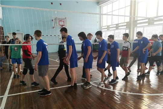 В Ленинском районе завершился чемпионат района по волейболу среди юношей