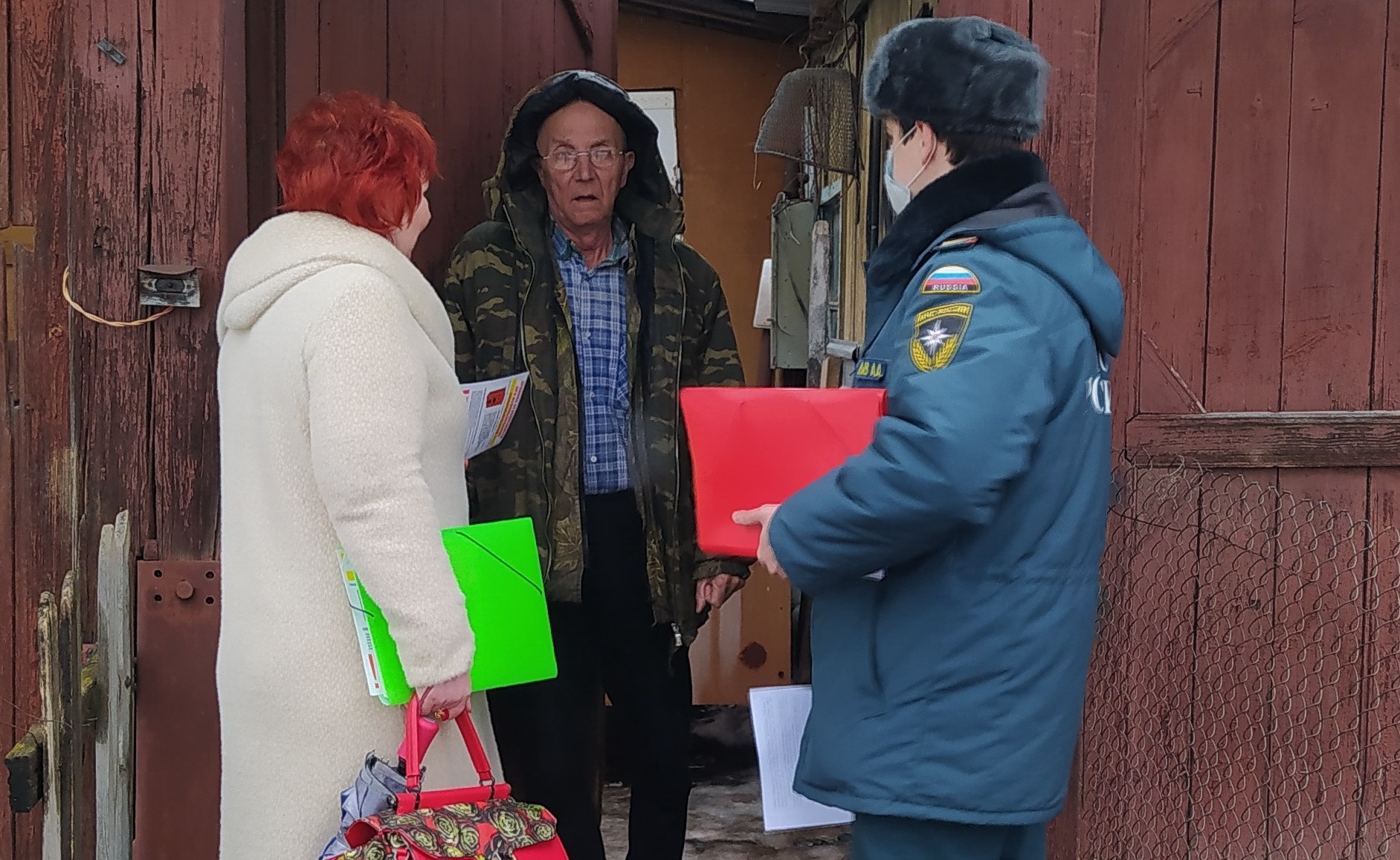 В рамках проведения Дня профилактики пожаров проведён обход 70  индивидуальных жилых домов | Управа по Ленинскому району администрации  города Чебоксары