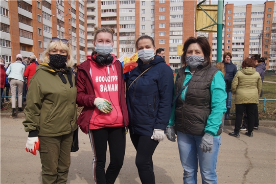 В Ленинском районе участниками Общероссийского субботника стали около трех тысяч человек