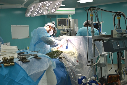 Кардиохирурги из Чувашии освоили уникальную методику в федеральном центре хирургии