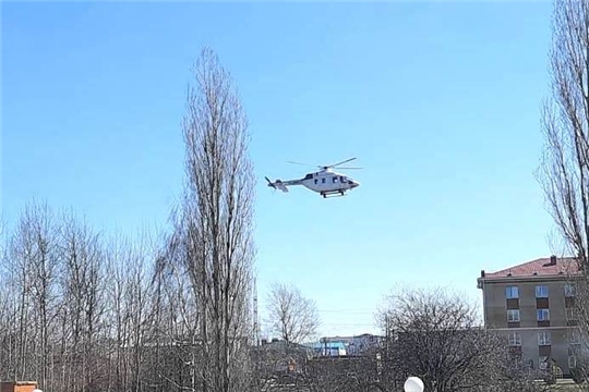Вертолет доставил пациентку из Шумерли в Республиканский кардиодиспансер