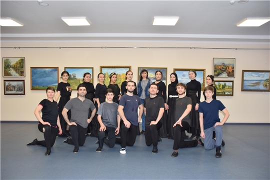 В Доме Дружбы народов состоялся мастер-класс по чеченскому танцу