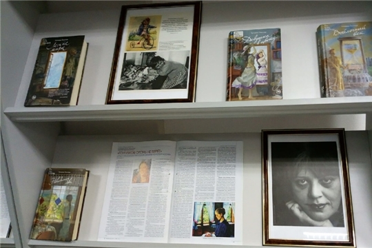В Национальной библиотеке открылась книжная выставка «Татьяна Толстая: фамилия обязывает»