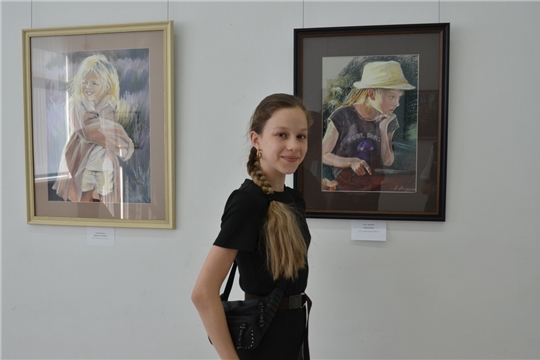 В Чувашском художественном музее состоялось открытие выставки Елены Магаршак