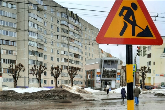 По поручению Олега Николаева дорожное полотно по улице Гражданской приводят в приемлемое состояние