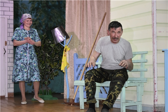 Орининский народный театр представил зрителю новый спектакль