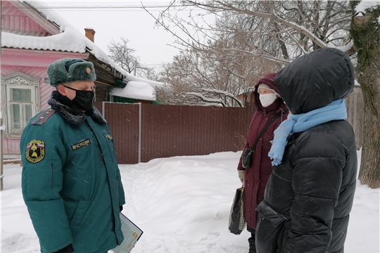 О правилах пожарной безопасности напомнили жителям частного жилого сектора Чебоксар