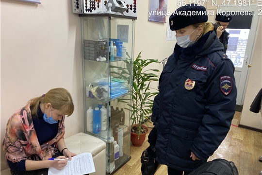Не переставайте соблюдать санитарно-гигиенические рекомендации в общественных местах!