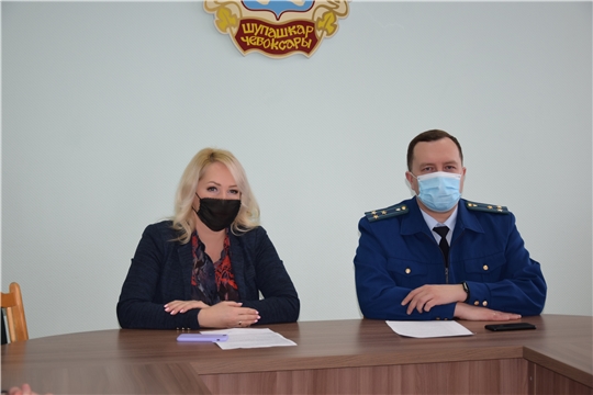 Вопрос обеспечения своевременной и качественной уборки снега разобрали с руководителями управляющих компаний