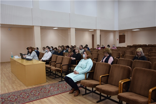 Для муниципальных служащих организован обучающий семинар по противодействию коррупции