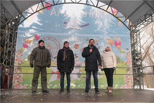 Интерактивные площадки, насыщенная концертная программа украсили городской праздник в парке «Амазония»