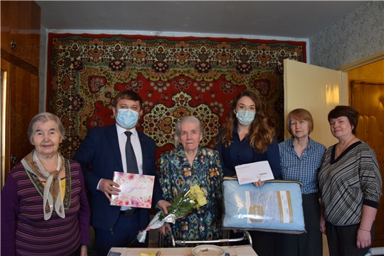 В Московском районе г. Чебоксары чествовали долгожителей, которым исполнилось 90 и 95 лет