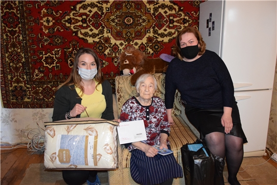 Долгожительнице Московского района г. Чебоксары Таисии Рябовой исполнилось 90 лет