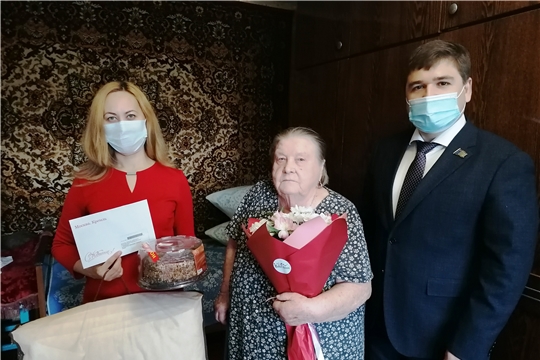В Московском районе г. Чебоксары продолжается добрая традиция – чествовать старшее поколение