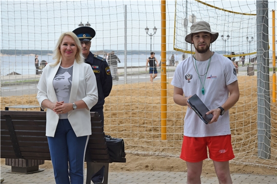 Летний спортивный сезон в Чебоксарах открылся пляжным волейболом