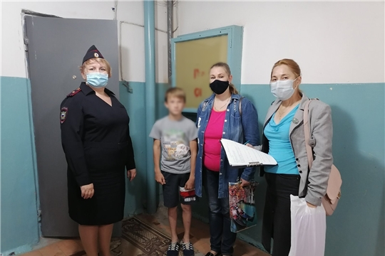 Всероссийская акция «Безопасность детства»: в Чебоксарах проводят мониторинг летней занятости подростков