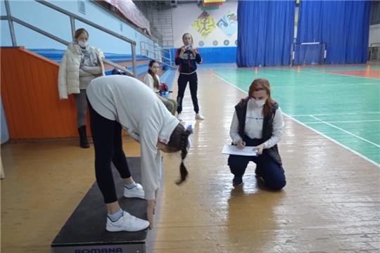 Новочебоксарцы проходят тестирование в рамках акции "Каникулы с ГТО"