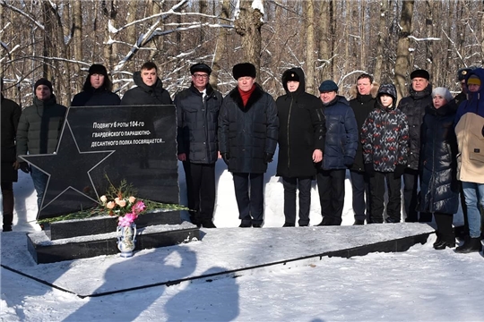 Глава администрации Павел Семенов принял участие в акции "Защитим память героев"