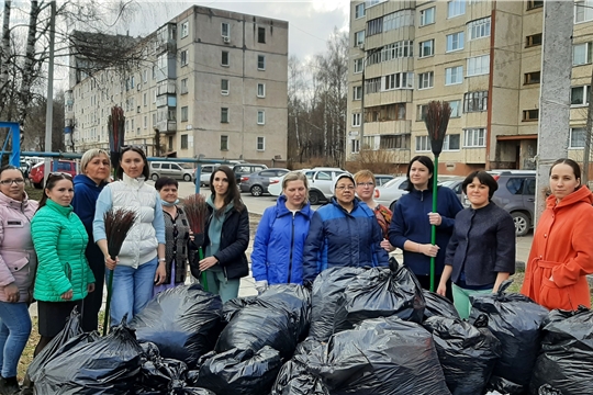 ТОС «Возрождение» активно участвует в экологическом марафоне города