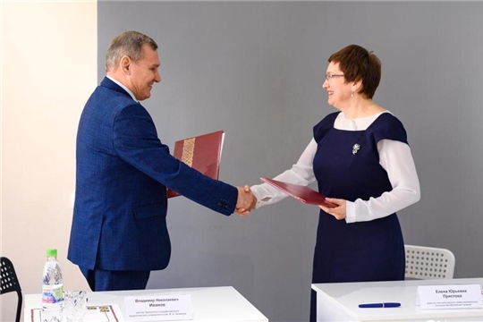 ЧГПУ и НХМТ подписали соглашение о сотрудничестве