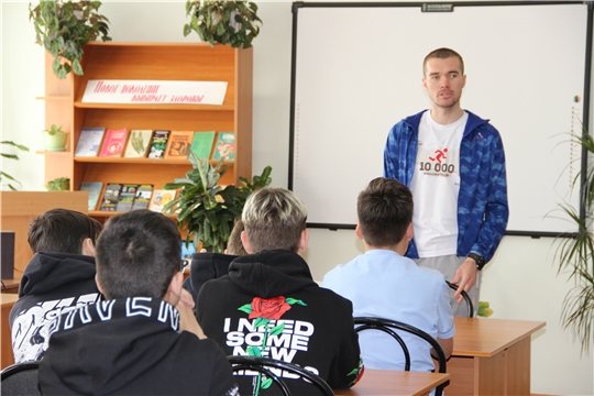 В НХМТ прошла встреча марафонца Максима Егорова со студентами