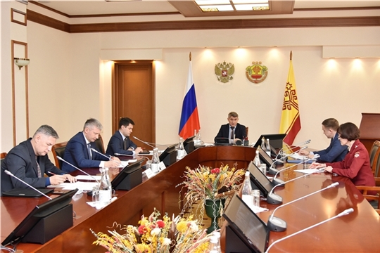 Олег Николаев провел заседание Комиссии по противодействию незаконному обороту промышленной продукции в Чувашской Республике