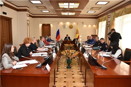 Глава Чувашии Олег Николаев провел заседание региональной антинаркотической комиссии
