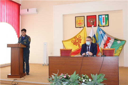 Евгений Лебедев провел очередное заседание комиссии по предупреждению и ликвидации чрезвычайных ситуаций и обеспечению пожарной безопасности