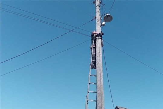 Закончены работы по модернизации уличного освещения по улице Кирова в деревне Шумерля