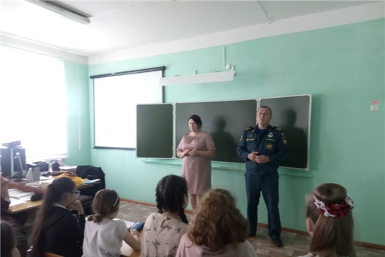 Открытый урок с обучающимися  1-8 классов  Егоркинской школы Шумерлинского района