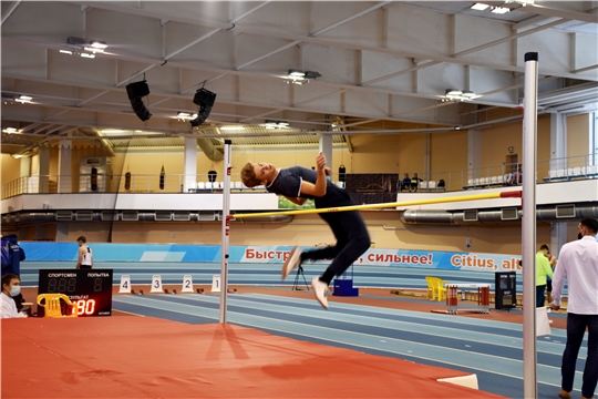 В Новочебоксарске стартовало юношеское первенство России по лёгкой атлетике