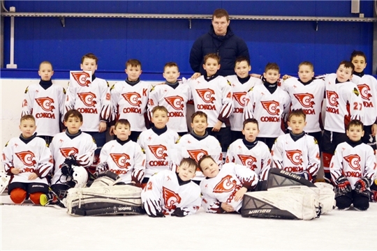 Хоккейная команда «Сокол-2012» - победитель детского турнира «Emerald Ice»