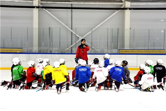 Детских хоккейных тренеров Чувашии приглашают пройти обучение по программе «Добрый лёд»