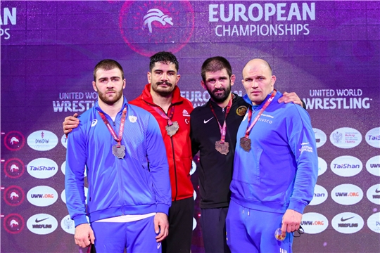 Сергей Козырев – серебряный призер чемпионата Европы по спортивной борьбе