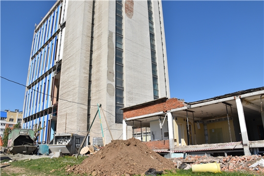 Реконструкция спортивного комплекса СШОР №3 в Новочебоксарске идёт полным ходом