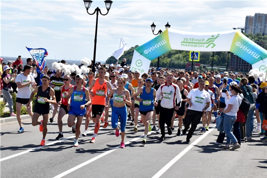 В столице Чувашии прошел традиционный забег «Зеленый марафон»